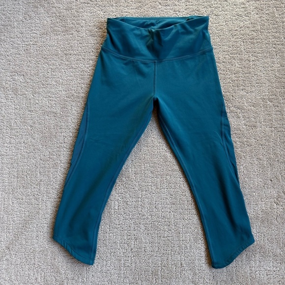 Lorna Jane Pants - Lorna Jane Cropped Leggings